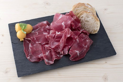 Coppa bridée à la main